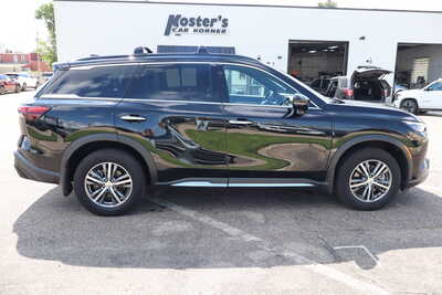 2023 Infiniti QX60, $33995. Photo 9