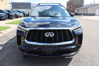2023 Infiniti QX60, $33995. Photo 12