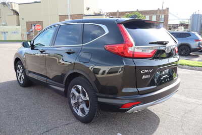 2018 Honda CR-V, $15995. Photo 4