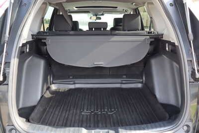 2018 Honda CR-V, $15995. Photo 11
