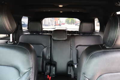 2017 Ford Explorer, $13500. Photo 6