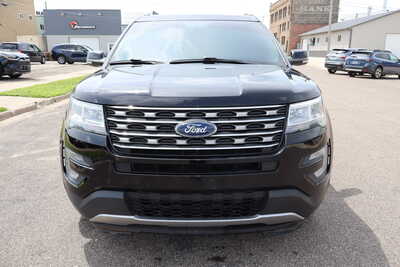 2017 Ford Explorer, $13500. Photo 9