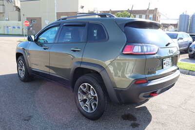 2020 Jeep Cherokee, $16500. Photo 4