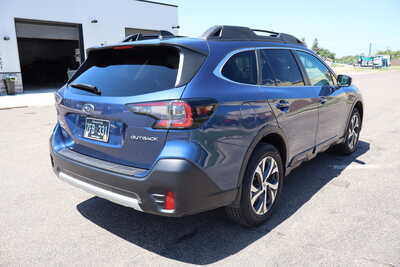 2020 Subaru Outback, $18900. Photo 3