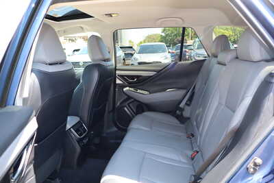2020 Subaru Outback, $18900. Photo 6