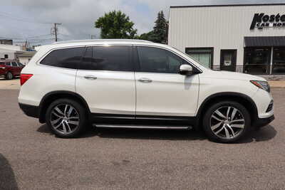 2017 Honda Pilot, $13995. Photo 9
