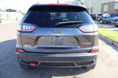 2020 Jeep Cherokee, $15995. Photo 10