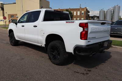 2019 Chevrolet 1500 Crew Cab, $26500. Photo 4