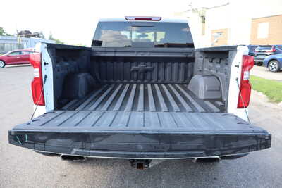 2019 Chevrolet 1500 Crew Cab, $26500. Photo 11