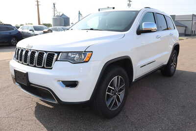 2022 Jeep Grand Cherokee, $20995. Photo 1