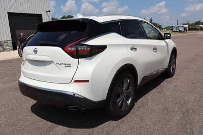 2022 Nissan Murano, $22995. Photo 3