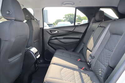 2019 Chevrolet Equinox, $14995. Photo 6