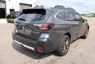 2022 Subaru Outback, $21995. Photo 3