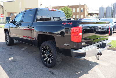 2018 Chevrolet 1500 Crew Cab, $19995. Photo 4