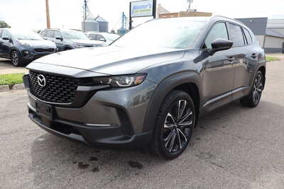 2024 Mazda CX-50, $25500. Photo 1