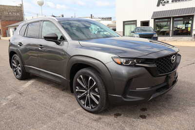2024 Mazda CX-50, $25500. Photo 2