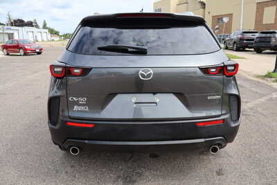 2024 Mazda CX-50, $25500. Photo 10