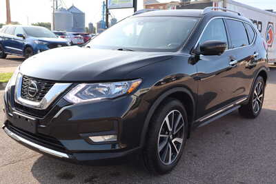2020 Nissan Rogue, $15995. Photo 1
