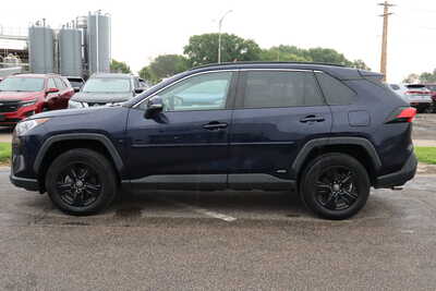 2021 Toyota RAV4, $23995. Photo 8