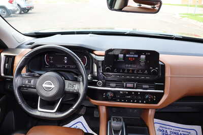2023 Nissan Pathfinder, $26500. Photo 6