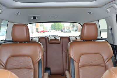 2023 Nissan Pathfinder, $26500. Photo 7