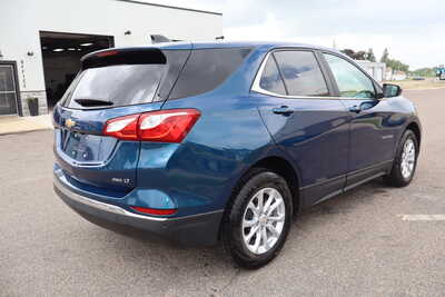 2021 Chevrolet Equinox, $14900. Photo 3