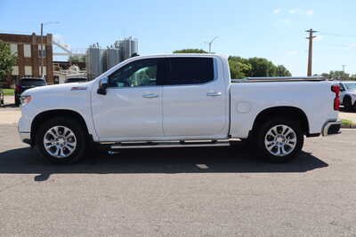 2022 Chevrolet 1500 Crew Cab, $36900. Photo 8