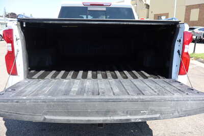 2022 Chevrolet 1500 Crew Cab, $36900. Photo 11