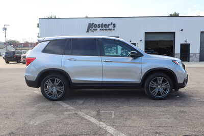2021 Honda Passport, $19995. Photo 4