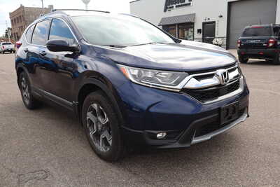 2018 Honda CR-V, $17500. Photo 2