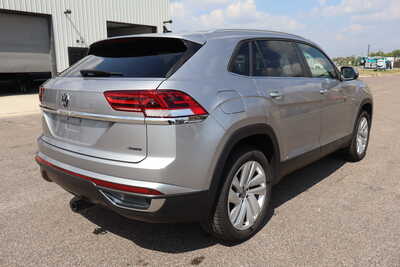 2023 Volkswagen Atlas, $21995. Photo 3