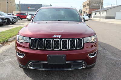 2018 Jeep Grand Cherokee, $15995. Photo 12