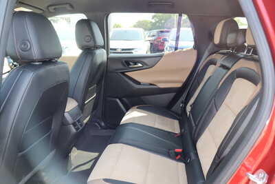 2026 Chevrolet Equinox, $26995. Photo 7