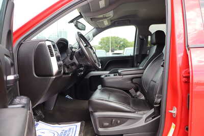 2014 Chevrolet 1500 Crew Cab, $13995. Photo 6