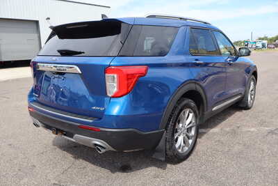 2022 Ford Explorer, $22500. Photo 3