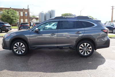 2023 Subaru Outback, $23500. Photo 8