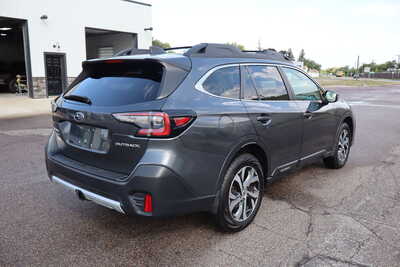 2021 Subaru Outback, $17995. Photo 3