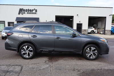 2021 Subaru Outback, $17995. Photo 9