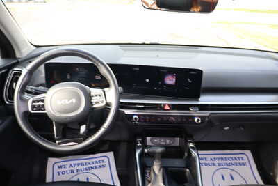 2024 Kia Sorento, $22995. Photo 6