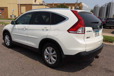 2013 Honda CR-V, $9995. Photo 4