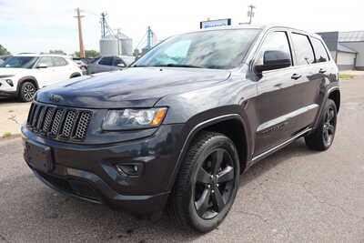 2015 Jeep Grand Cherokee, $11995. Photo 1