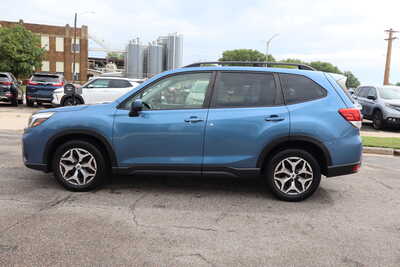 2020 Subaru Forester, $17500. Photo 9