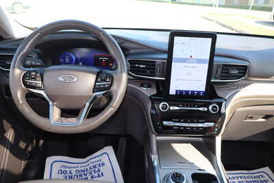 2023 Ford Explorer, $33995. Photo 6