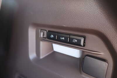 2023 Ford Explorer, $33995. Photo 12