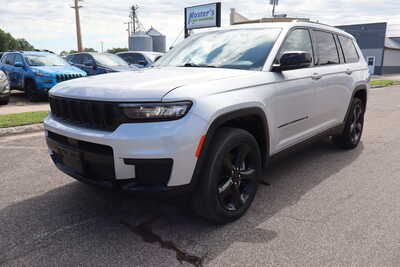 2021 Jeep Grand Cherokee L, $19995. Photo 1