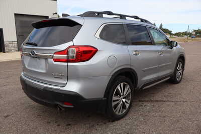 2021 Subaru Ascent, $17500. Photo 3