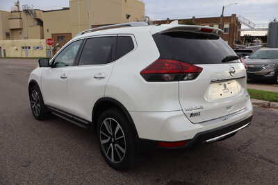 2020 Nissan Rogue, $15995. Photo 4