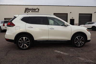 2020 Nissan Rogue, $15995. Photo 9