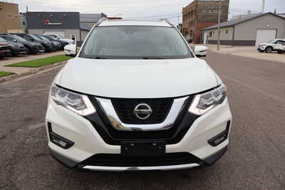 2020 Nissan Rogue, $15995. Photo 12
