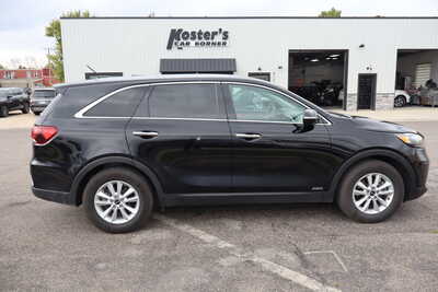 2019 Kia Sorento, $10995. Photo 9